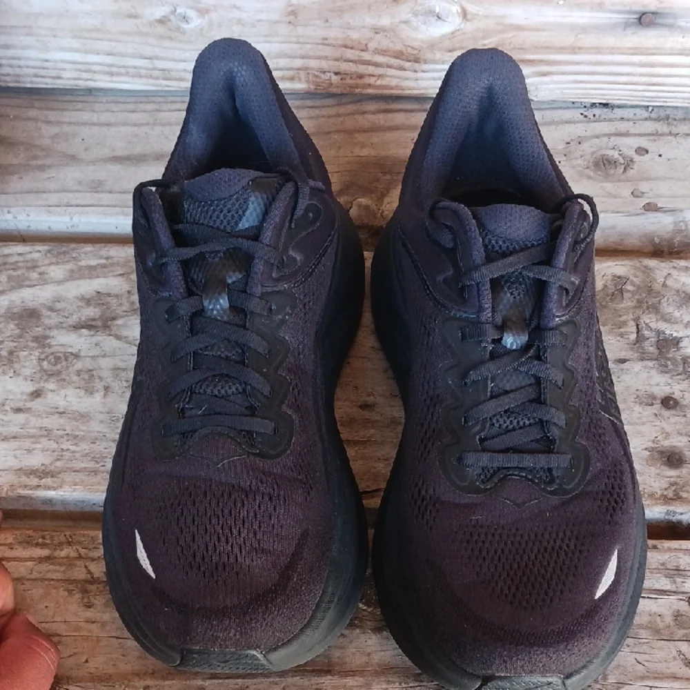 Hoka Bondi 9 Black Athletic Shoes with Cushioned Midsole - Picture 5 of 15